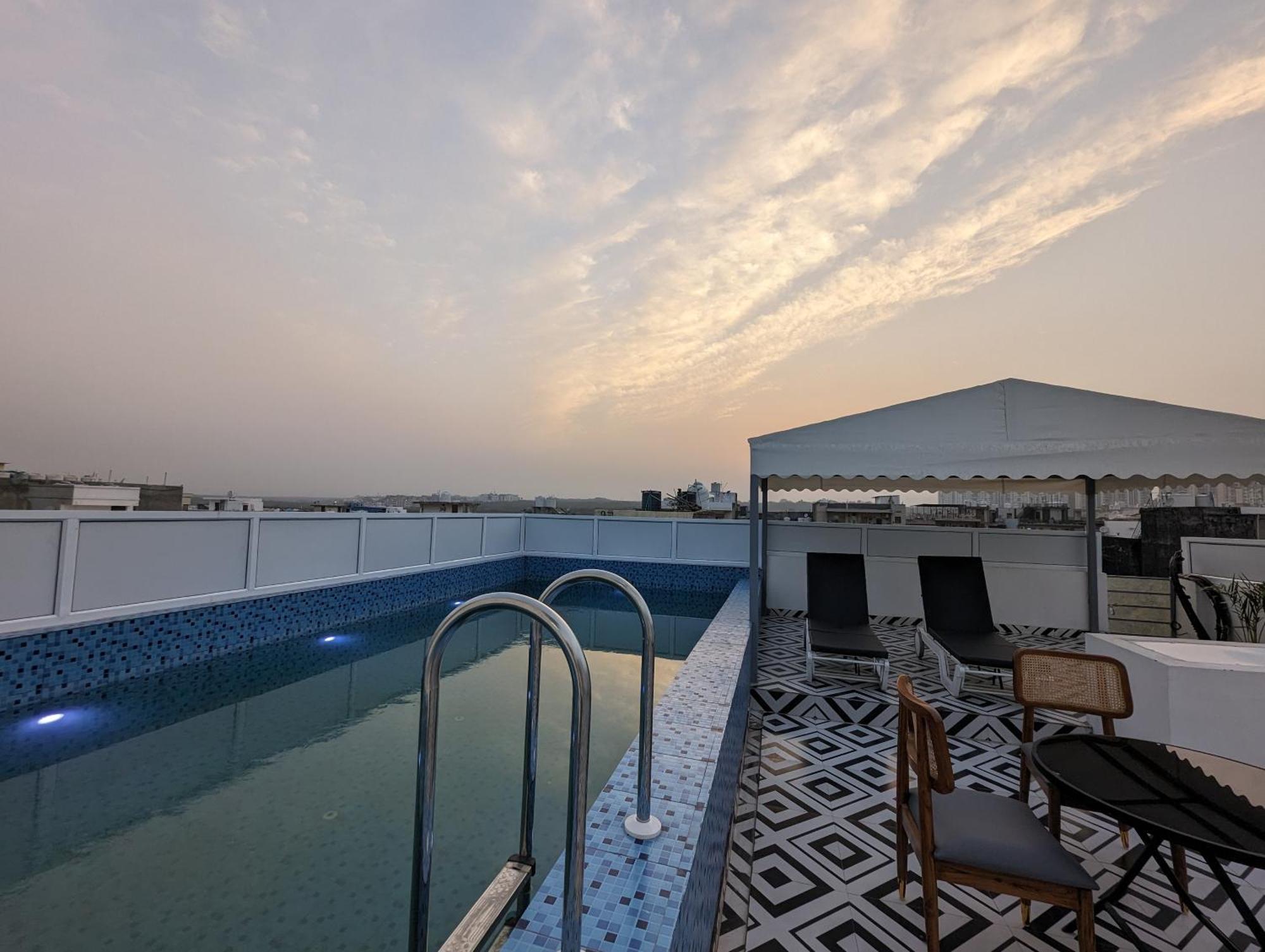 Hotel Green Vegas فريد آباد المظهر الخارجي الصورة